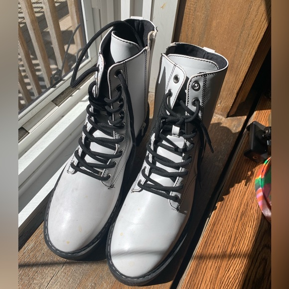 H&M Booties - Picture 2 of 4